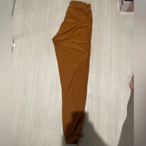 Wolven jogger - Picture 8 of 10